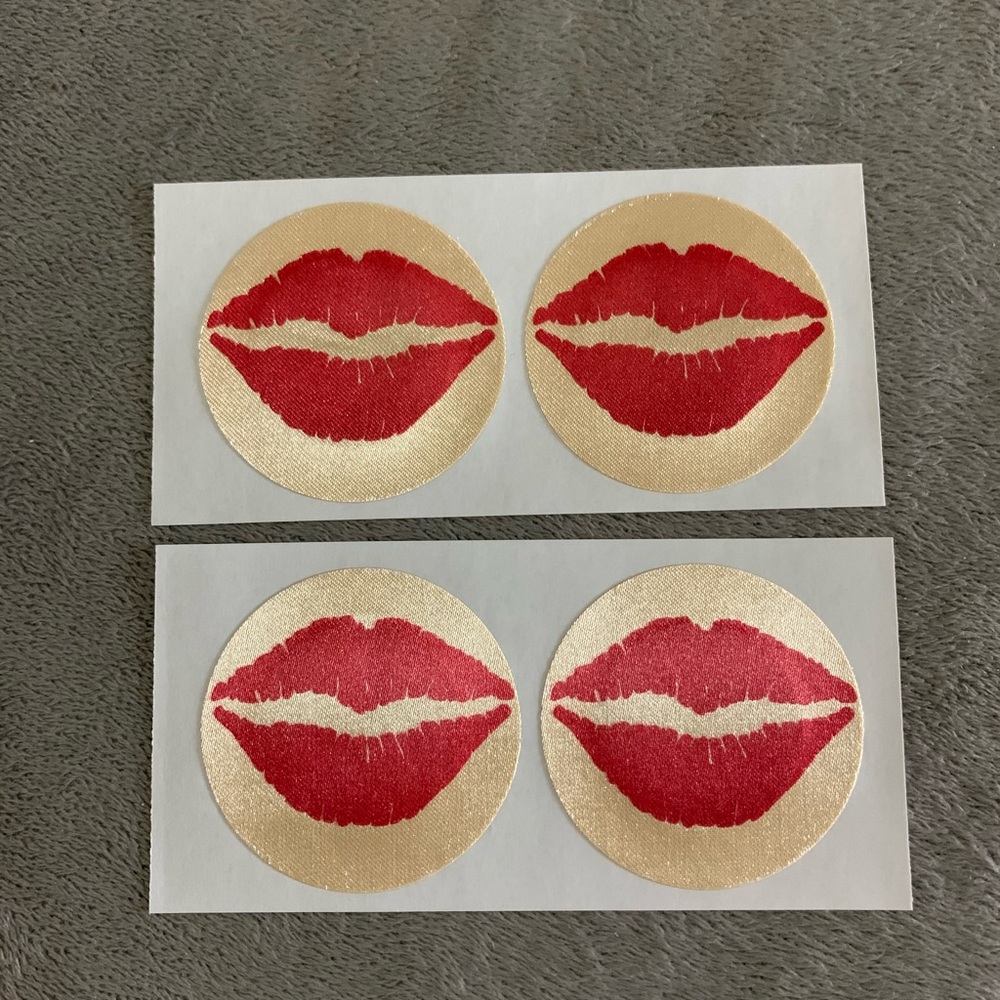 2 pairs Nipple covers